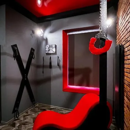 Bdsm Red *